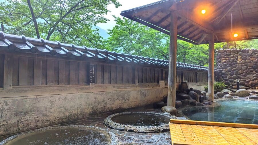 1-Day Tour from Takayama: Unveiling the Charm of Gero Onsen - Gassho Village and the old houses of Hida