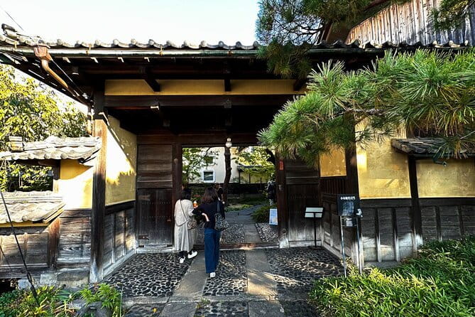 1-Day Winter Tour From Nozawa Onsen: Snow Monkeys, Zenko-ji Temple & Sake - Is $150.89 a fair price?