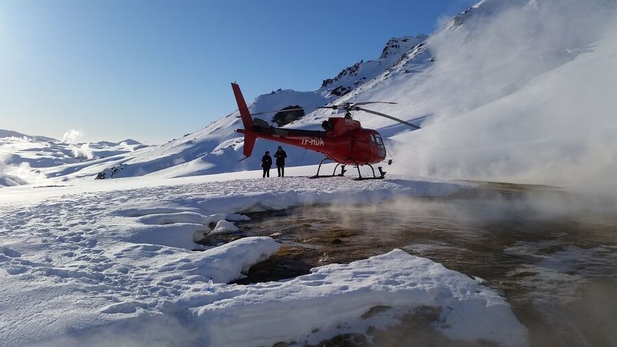 1-Hour Helicopter Tour in Iceland: The Geothermal Tour - Colorful mountains, lava fields, and volcanic craters