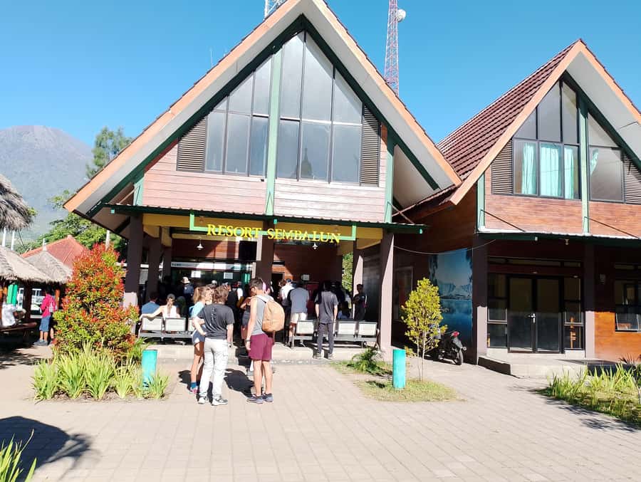 3d/2n trekking mount rinjani summit lake & hot springs - Day three: a long forest descent to Senaru