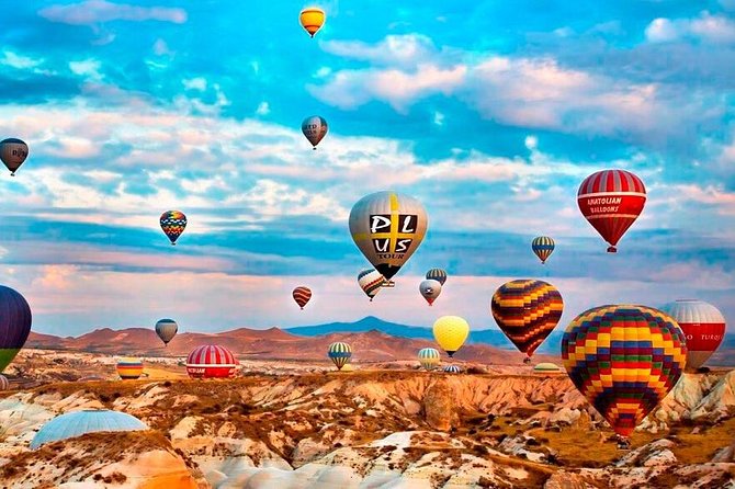4 Day Turkey Tour: Cappadocia, Pamukkale, Ephesus by Bus - Pamukkale and Hierapolis: white terraces with an ancient city above