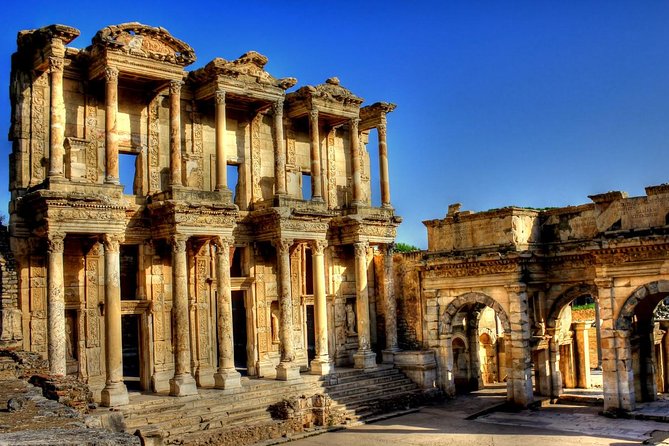 4 Days Turkey Cultural Tour - Cappadocia Ephesus and Pamukkale - Day 1: Göreme’s cave churches and Uçhisar Castle