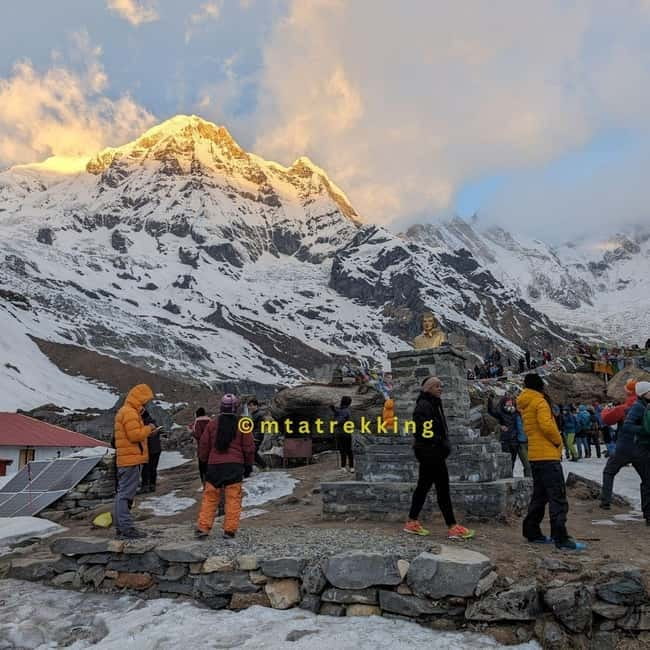 5-Day Annapurna Base Camp Trek with Natural Hot Springs - What this five-day Annapurna route is really like