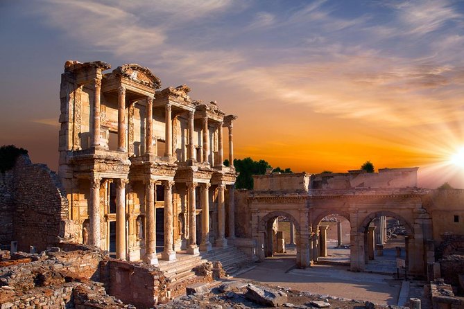 5 Days Cappadocia Ephesus Pamukkale Tour from Istanbul by Plane - Day 1: Cappadocia begins before breakfast