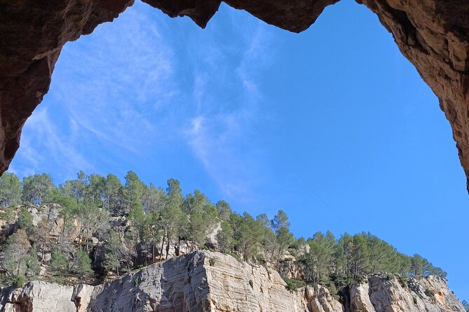 A day tour in Montanejos hot springs. - Salto de la Novia adds a second river stop