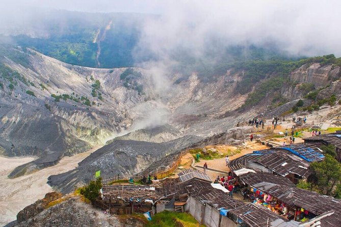Active Volcano, Rice Field, Hot Spring, Fruit market, Tea Plantation with Lunch - Why this Jakarta day trip works