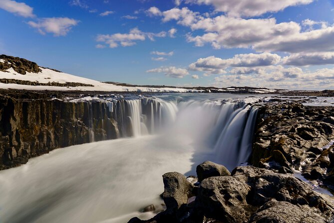 Akureyri: Godafoss Waterfall Tour & Bathing in the Forest Lagoon - The 45-minute drive to Godafoss