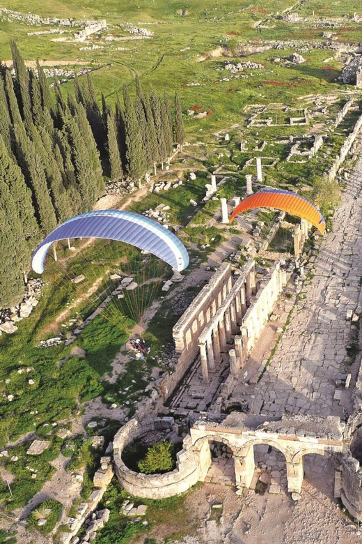 Alanya: Guided Pamukkale Tour with Breakfast, Lunch, Dinner - Walking the white terraces of Pamukkale