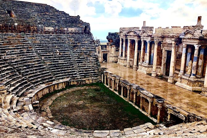 Antalya: Pamukkale & Hierapolis Tour with Lunch & Entrance - Pamukkale’s white terraces and warm mineral water