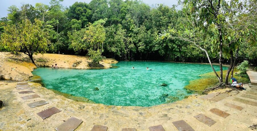Ao Nang: Hot Spring, Emerald Pool & Tiger Cave Temple Tour - Facing the 1,260 steps at Tiger Cave Temple