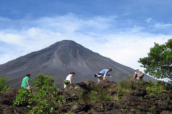 Arenal Volcano Hike plus Baldi Hot Springs and Dinner - Who will enjoy this La Fortuna outing?