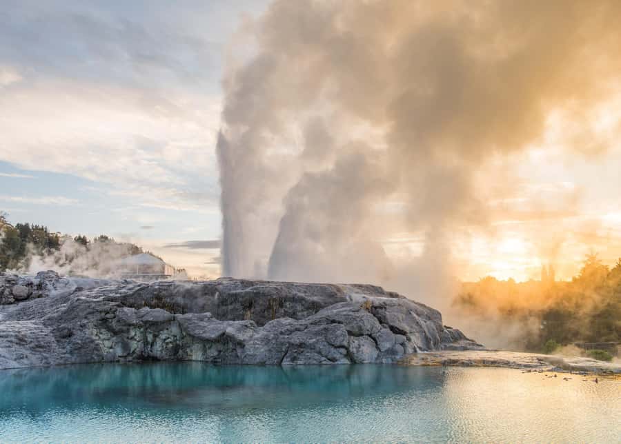 Auckland: Full-Day Trip to Rotorua Geothermal Valley - Should you book this Rotorua tour?