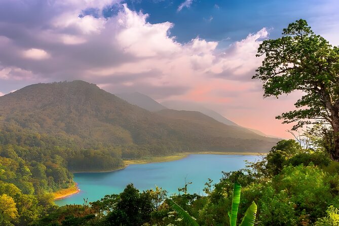 Bali Full-Day Hidden Hills, Twin Waterfalls and Hot Spring Tour - Brahma Vihara Arama, a quiet change of pace