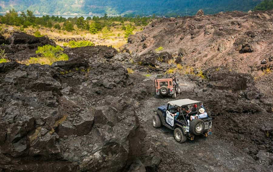 Bali/Mount Batur: Private Sunrise Jeep Tour & Hot Spring - The Guides Make a Real Difference
