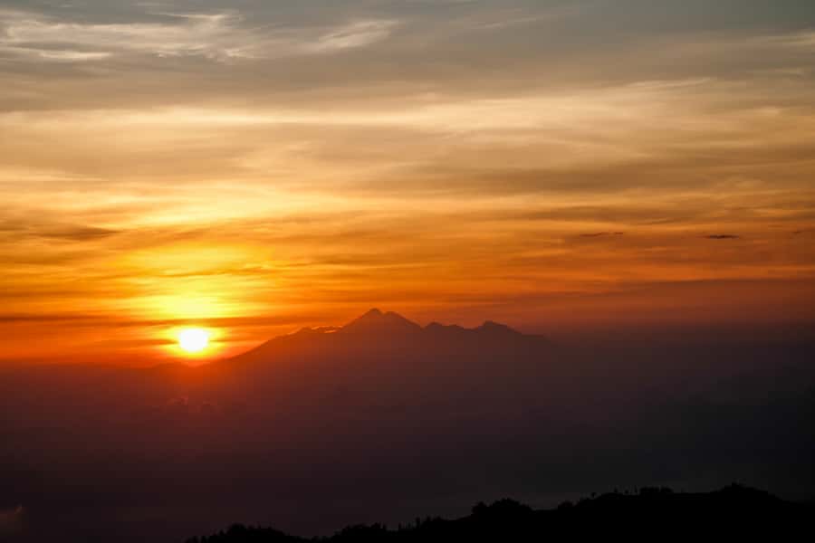 Bali: Mount Batur Sunrise Hike with Breakfast & Hot Spring - What the $36 Price Really Buys You