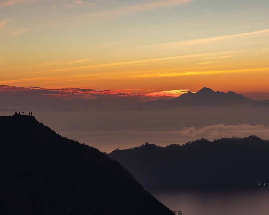 Bali: Mount Batur Sunrise Hike with Breakfast & Hot Spring - Should You Book It?