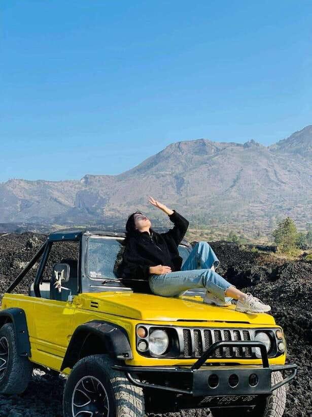 Bali: Mount Batur Sunrise Jeep Tour with Hot Springs - What the price means for the day