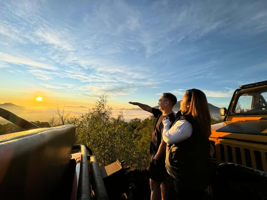 Bali : Private Sunrise Jeep Tour and Hot Spring All Include - Riding a private jeep toward the sunrise point