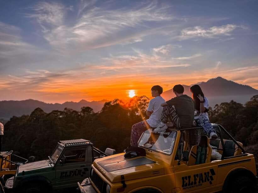 Bali: Shared Mount Batur Jeep Sunrise with Hot Springs - How to prepare for the morning