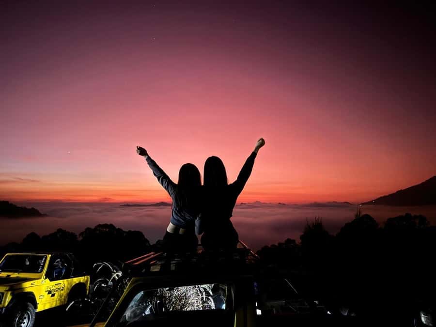 Bali: Shared Mount Batur Sunrise Jeep Tour with Hot Springs - Coffee, snacks, and the basecamp briefing