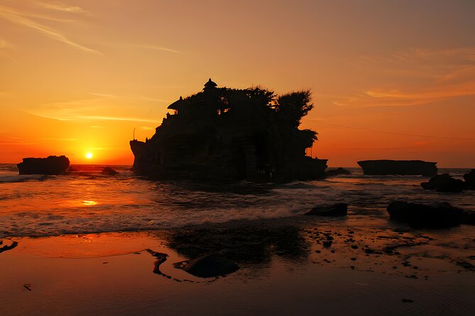 Bali Tour: Lake, Iconic Gate, Temple, Hot Spring and Rice Terrace - Why this route works for a one-day Bali outing