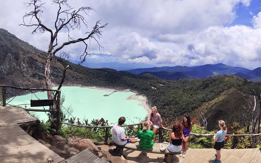 Bandung: White Crater, Scenic Tea Plantations & Hot Spring - Why South Bandung makes a good full-day outing