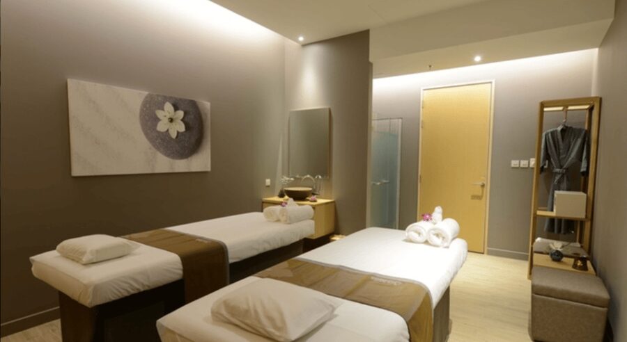 Bangkok: Let's Relax Onsen Thonglor E-Voucher - Who will enjoy this most