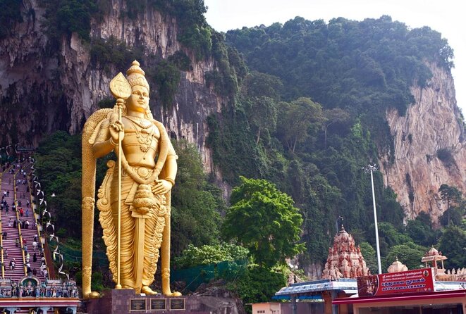 Batu Caves,Hot Spring, Monkey & Fireflies Tour with Dinner - Four very different Malaysian sights in eight hours