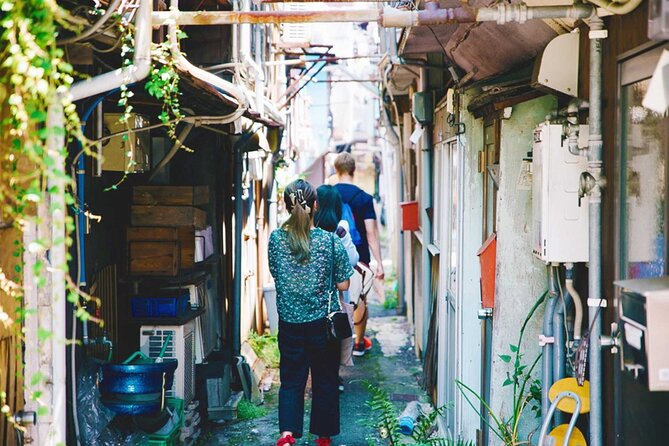 Become a local! A Walking Tour of Arts, Crafts&Onsen Culture - How the onsen theme fits in