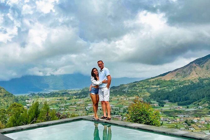 Best Ubud Tour with Instagrammable Jungle Swing all inclusive - Bongkasa supplies the Instagram moment