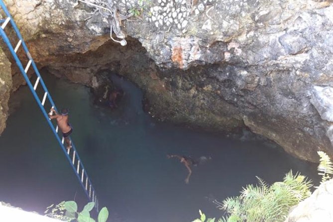 Blue Hole Mineral Spring and Ricks Cafe Private Tour - Two very different Jamaican stops in one day