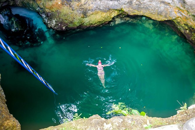 Blue Hole Mineral Spring, Ricks Cafe, 7 Mile Beach and Shopping Private Tour - Key points before you book