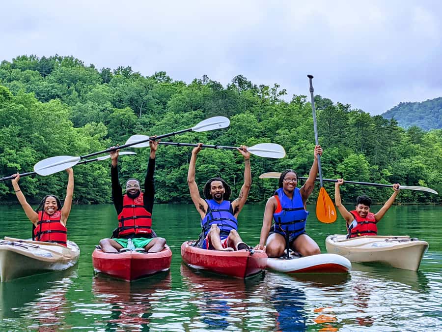 Bryson City: Guided Sunset Kayaking Tour on Fontana Lake - Who Will Enjoy This Most