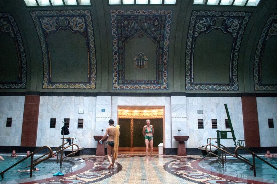 Budapest: Full-Day Gellért Spa Ticket - The indoor thermal pools and the 40°C favorite
