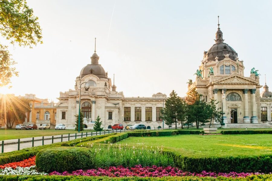 Budapest: Széchenyi Spa Day Ticket with Optional Upgrades - Choosing the best time and ticket option
