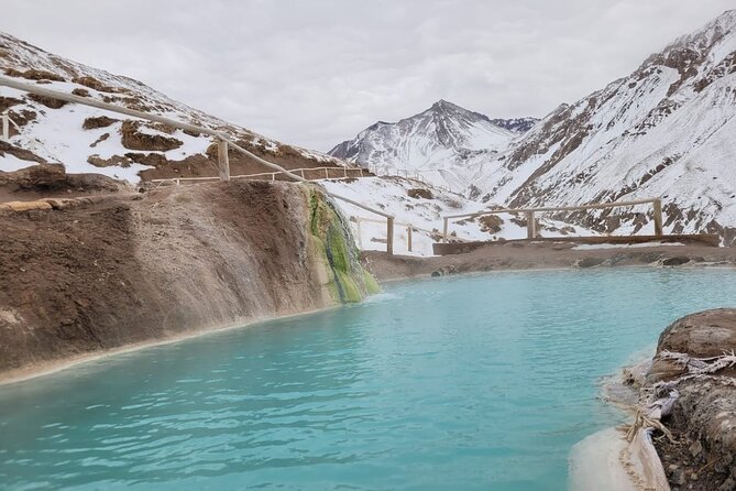 Cajón del Maipo + Termas de Colina - Plaza de Armas: a short introduction to the valley