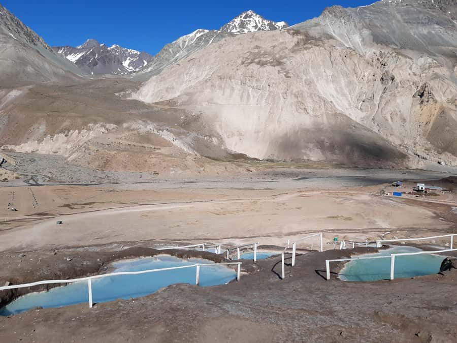 CAJON DEL MAIPO TOUR + TERMAS COLINA + EMBALSE EL YESO AND PICNIC - The high road to El Yeso Reservoir