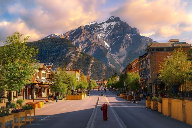 Calgary/Banff: Gondola, Upper Hot Spring, Bow Fall & Top 3 Lakes - Bow Falls is easy to reach and worth the stop