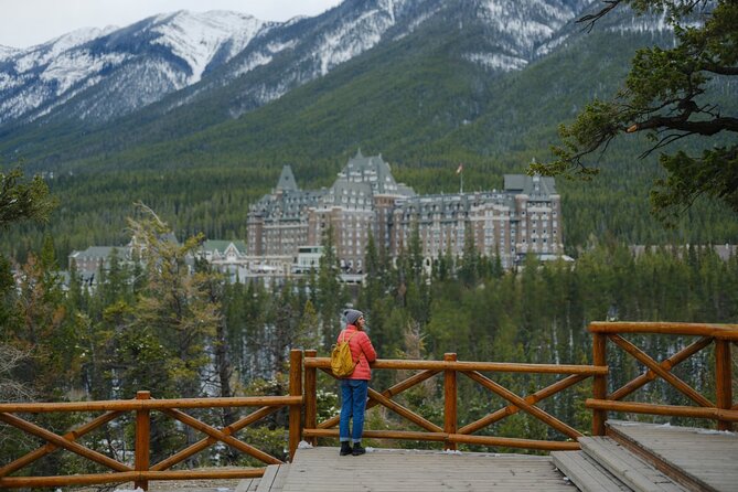 Calgary/Banff: Gondola, Upper Hot Spring, Bow Fall & Top 3 Lakes - Johnson Lake closes the day with an easy loop