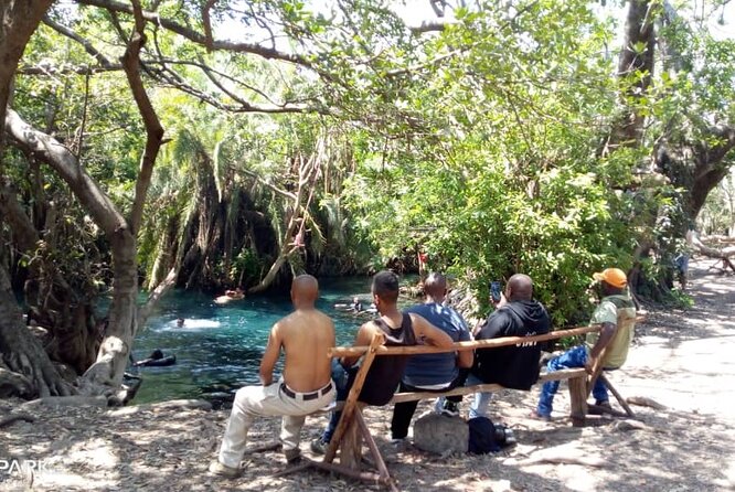 Chemka Hot Springs Day Trip - The 7:00 am pickup and ride into the countryside