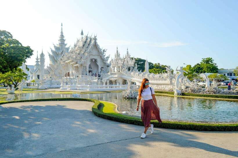 Chiang Mai: Chiang Rai Temples, Karen Tribe and Hot Springs - Wat Rong Khun, the White Temple