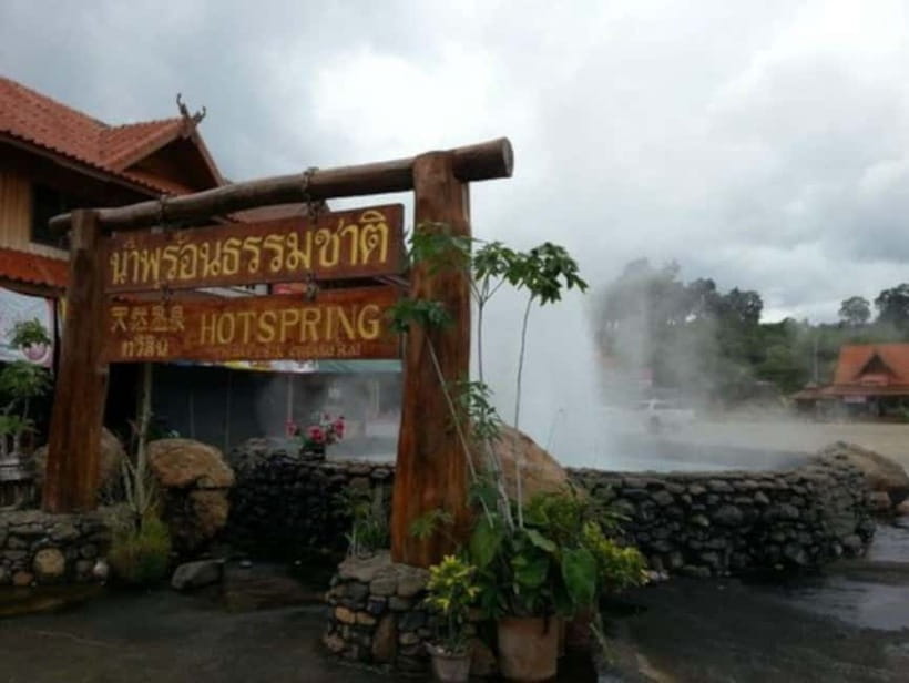 Chiang Mai to Chiang Rai: 3 Temples & Hot Springs & Pickup - The White Temple, Wat Rong Khun