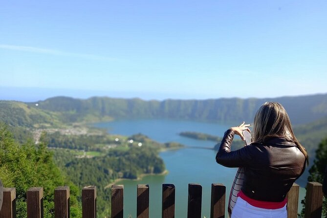 Cruise Travellers : Furnas Volcano & Terra Nostra Thermal Pool - Small vans, guides, and the group size question