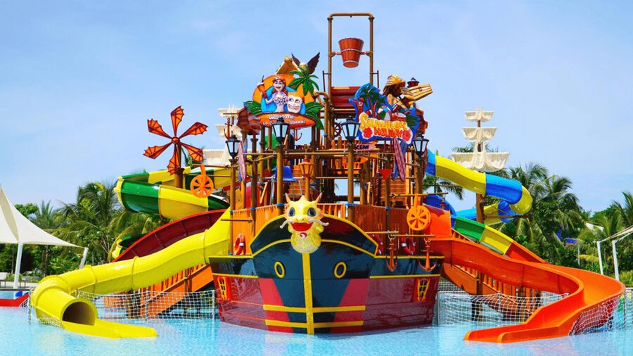 Da Nang: Mikazuki Water Park 365 with Onsen E-Ticket - Indoor water fun when the weather turns