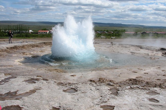 Day Trip to the Golden Circle and Blue Lagoon from Reykjavik - Kerið crater and the extra admission cost