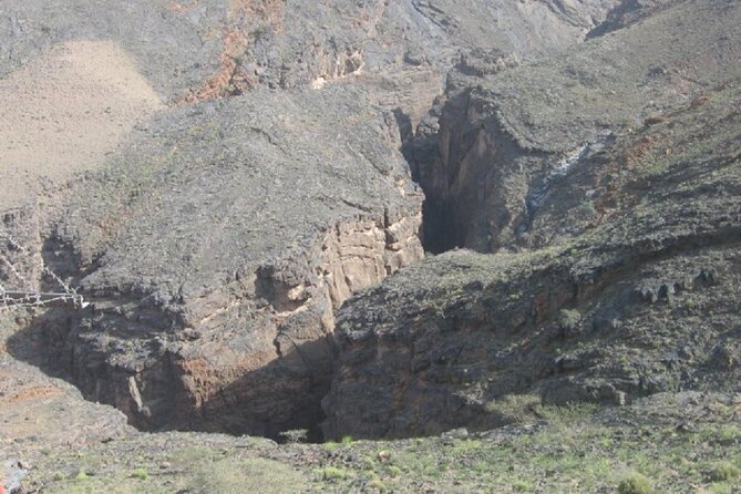 Day Trip to Wadi Bani Awf, Balad Sayt, Nakhal Fort & Hot Spring - Comfort, safety, and the practical side