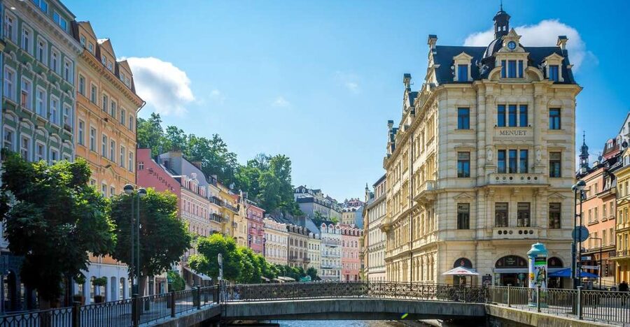 Daytrip from Prague to Karlovy Vary (Hot Springs Area) - Why Karlovy Vary makes a strong day trip from Prague