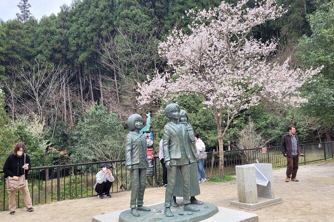 Deluxe Private Tour: Hita, AOT Statues and Onsen from Fukuoka - Key points to know before booking