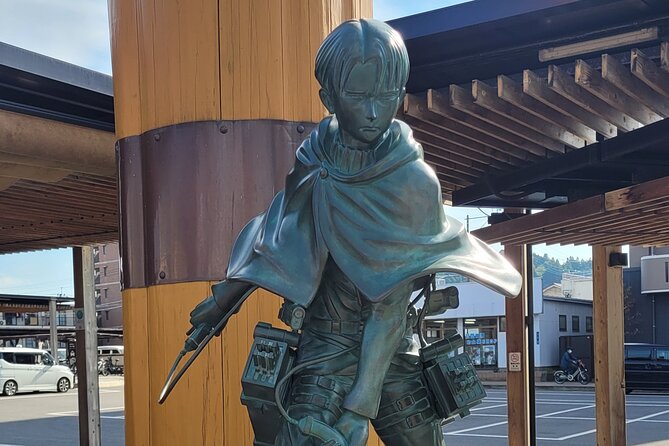 Deluxe Private Tour: Hita, AOT Statues and Onsen from Fukuoka - Kangien school and a change of subject