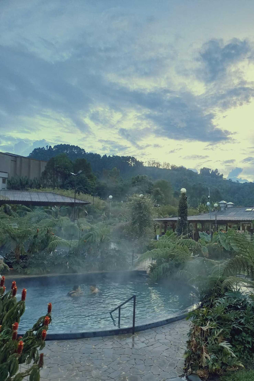 El Otoño Hot Springs Trip - How the five-hour schedule works